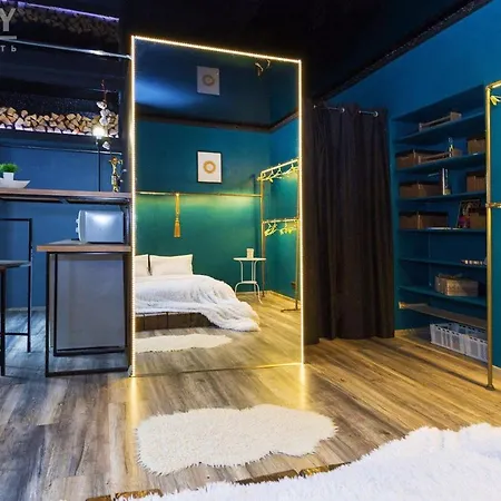 So Lovely Apt In Heart Of Historical Downtown New